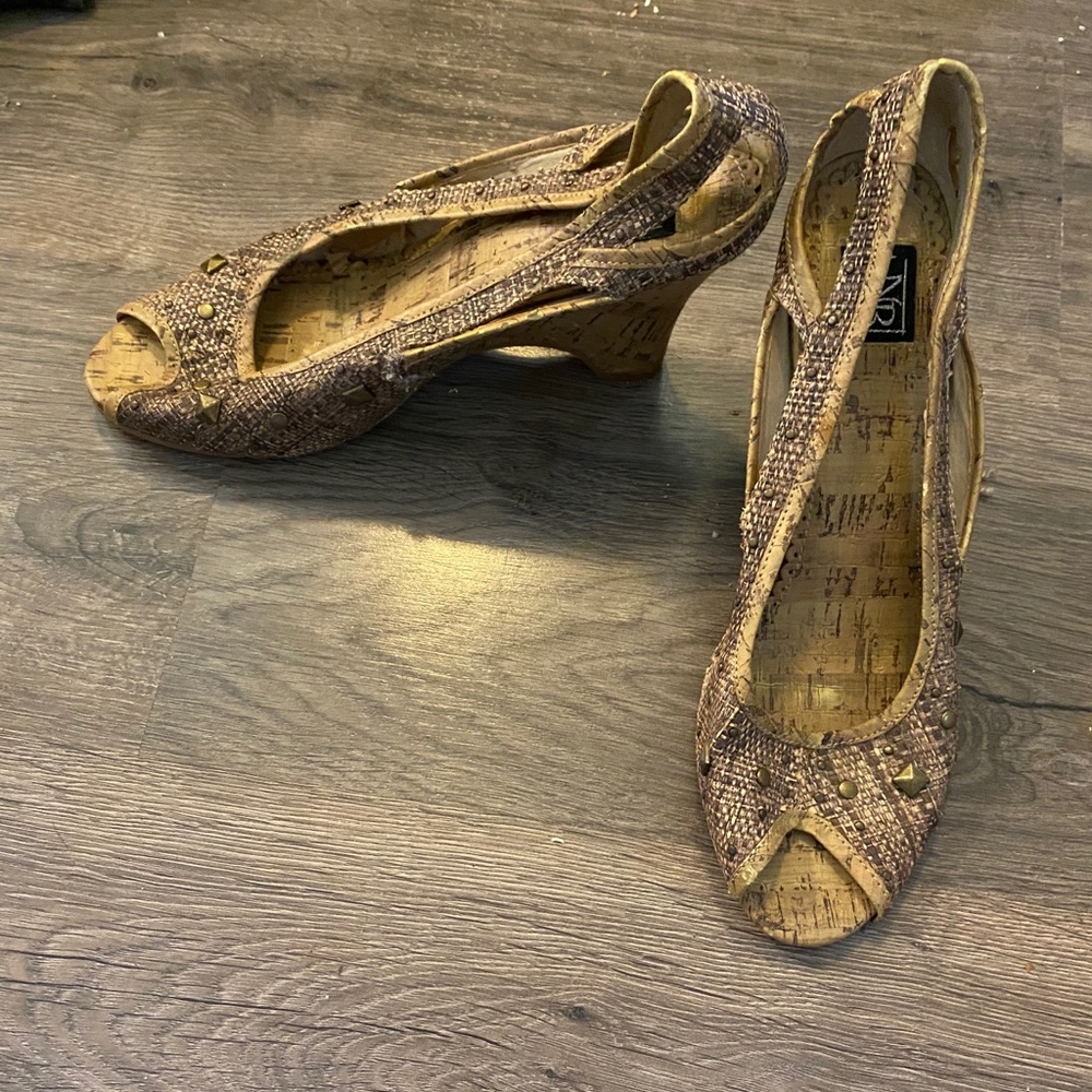 Not Rated heels